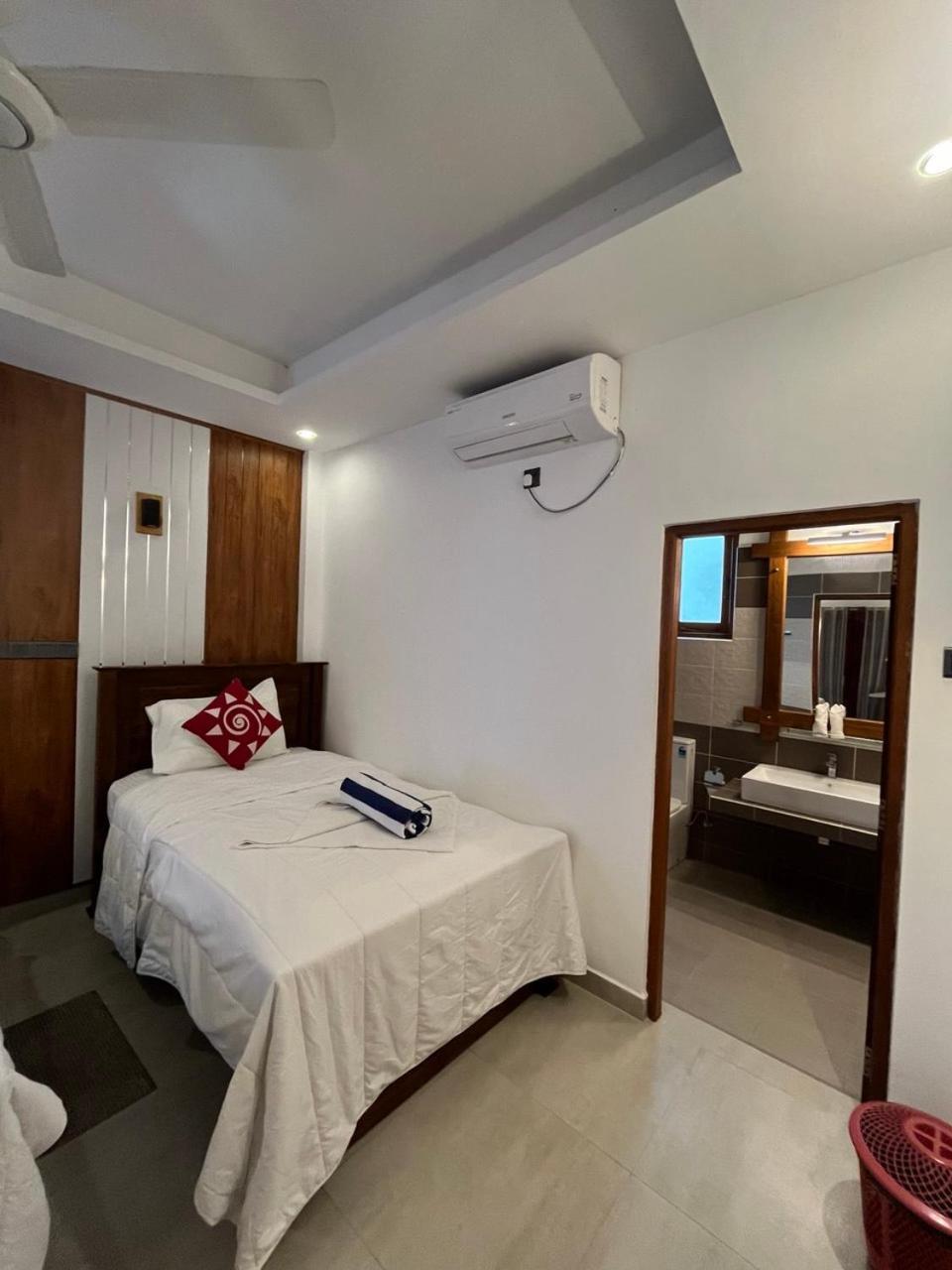 Nn Beach Resort & Spa Nilaveli Exterior photo